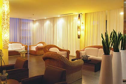 Hotel Joseph con Edificio Monti a Marina di Pietrasanta