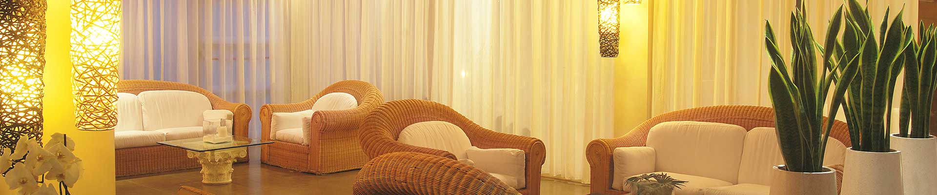 Edificio Monti dell'Hotel Joseph con piscina a Marina di Pietrasanta